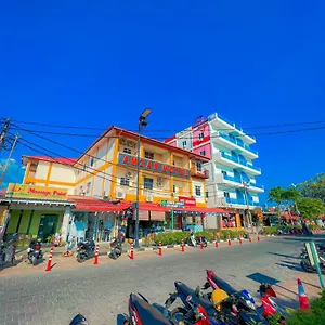 ** Hotel Amzar Cenang Malaysia